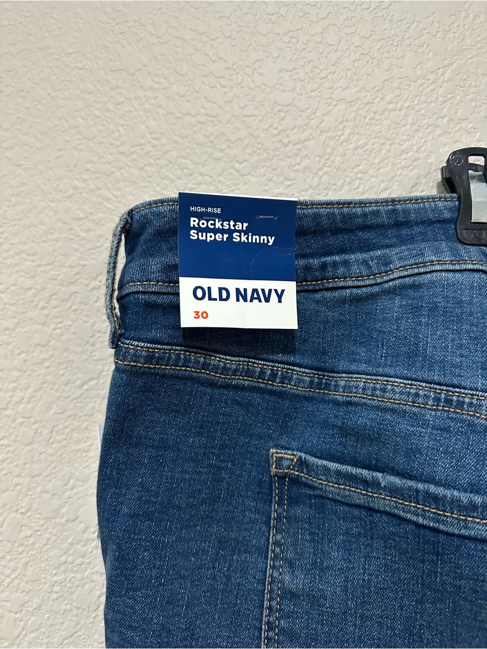 Old navy high rise rockstar super skinny - women’s size 30 - Picture 3 of 4